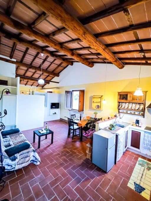 La Casa Nella Vigna Colline Del Vino Apartment คาปานโนริ ภายนอก รูปภาพ